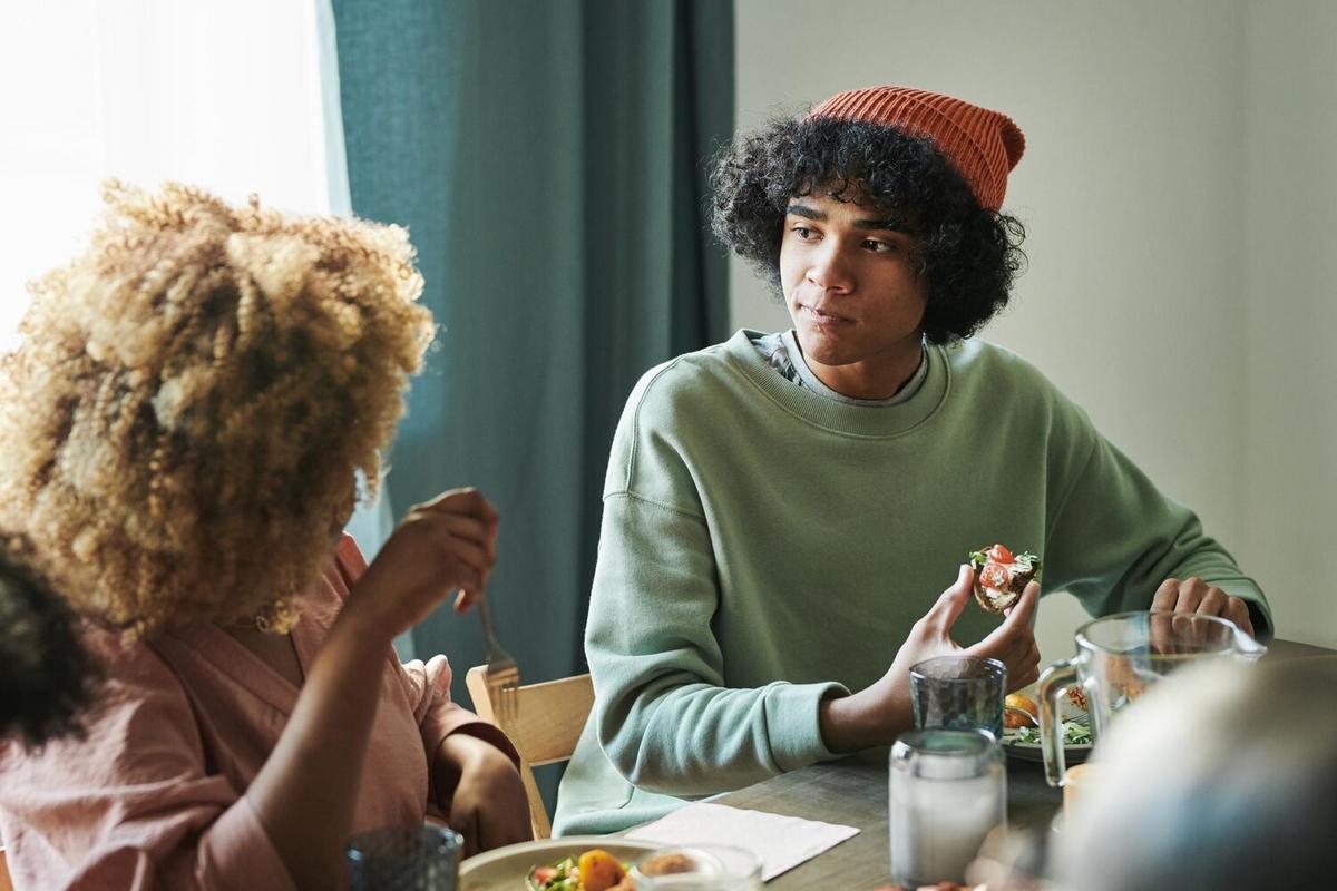 Exploring the Connection Between Diet and Mental Health